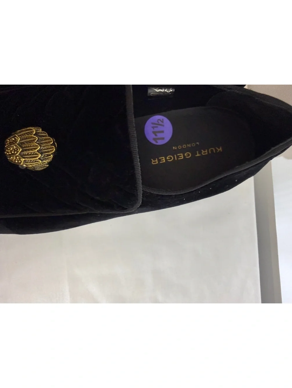 Kurt Geiger London Men’s Black Velvet Loafers Gold Eagle Size 11,5